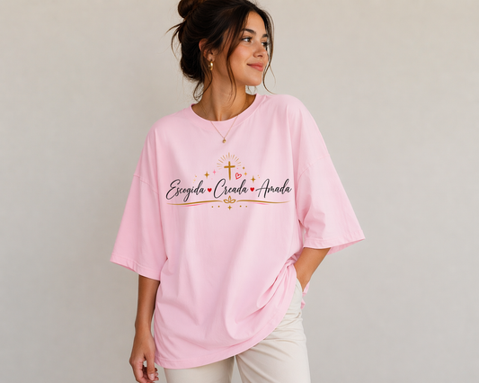 Camiseta Oversize Cristiana “Escogida, Creada y Amada”