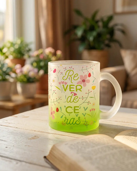 Taza de vidrio cristiana “Reverdecerás” – Regalo cristiano con diseño floral verde