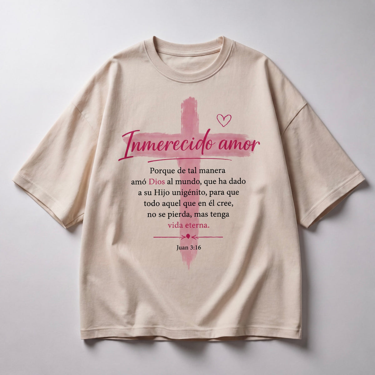 Camiseta Oversize, Inmerecido Amor – Juan 3:16