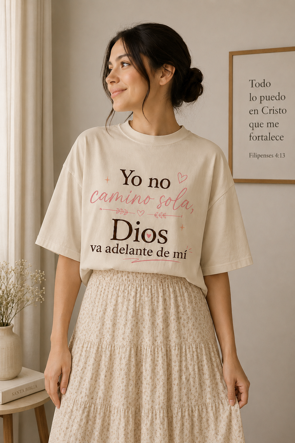Camiseta Oversize Cristiana  “Yo no camino sola” – Mujer
