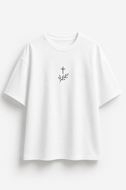 God’s Timing Is Perfect Oversized Christian T-Shirt | Camisa Cristiana Oversize Minimalista Beige y Blanca