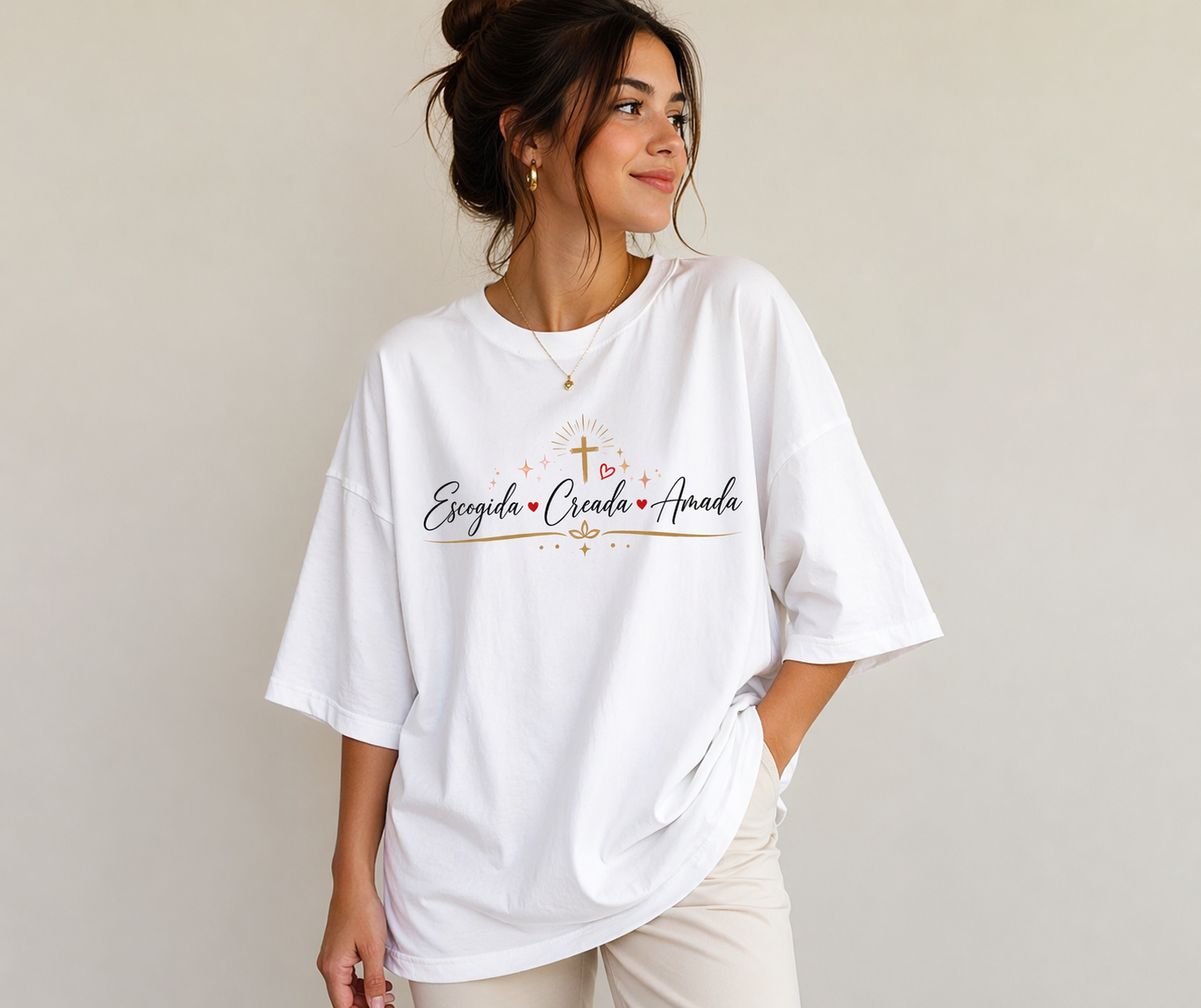 Camiseta Oversize Cristiana “Escogida, Creada y Amada”