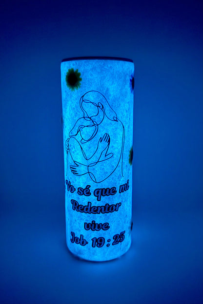 Vaso Térmico 20oz – Yo sé que mi Redentor vive (Flores y Resina, Brilla en la Oscuridad)