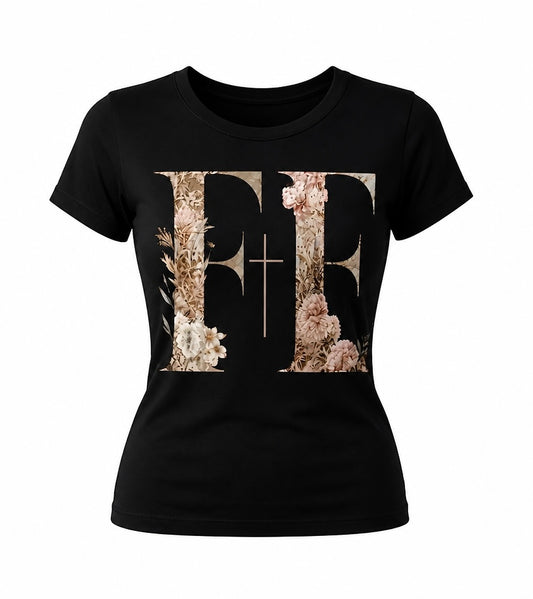 Camisa regular “FE” Floral Cristiana – Beige & White Edition (copia)
