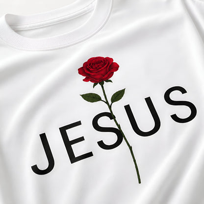 Camisa Oversize 'JESUS' Rosa Roja – Diseño Floral Cristiano