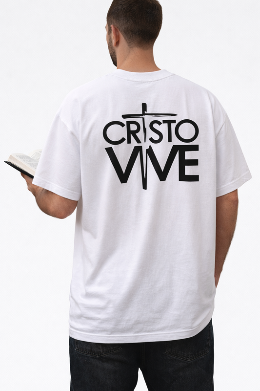 Camisa Oversize “Cristo Vive” – Blanca Premium