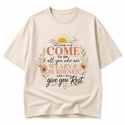 Camiseta Oversize Cristiana  – “Matthew 11:28 Come to Me” | Diseño Floral Premium