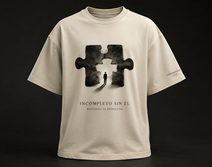 T-Shirt Oversize Cristiana – Incompleto Sin Él | Colosenses 1:17