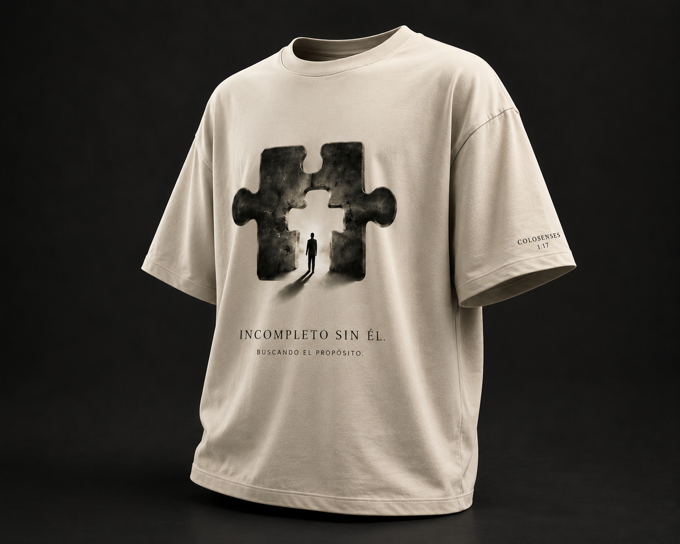 T-Shirt Oversize Cristiana – Incompleto Sin Él | Colosenses 1:17