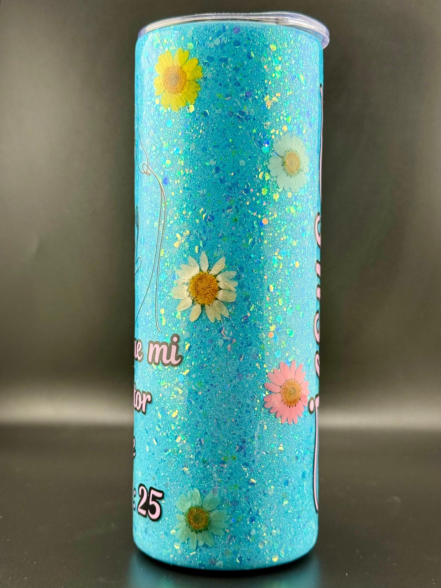 Vaso Térmico 20oz – Yo sé que mi Redentor vive (Flores y Resina, Brilla en la Oscuridad)
